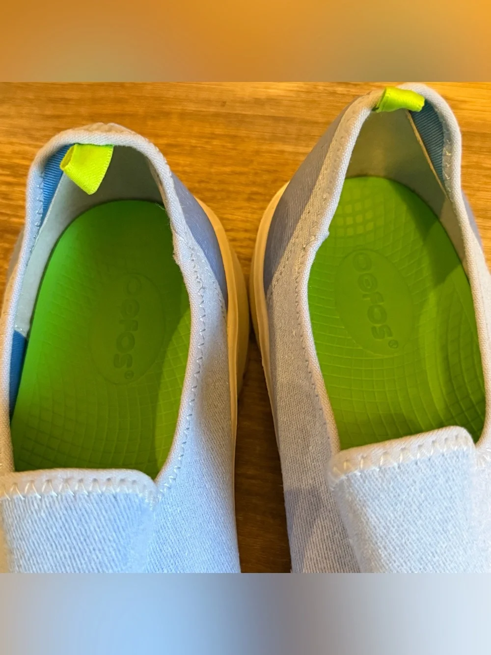 Oofos Oomg eeZe Low Sport Recovery Shoes Denim Light Blue Womens Size 9